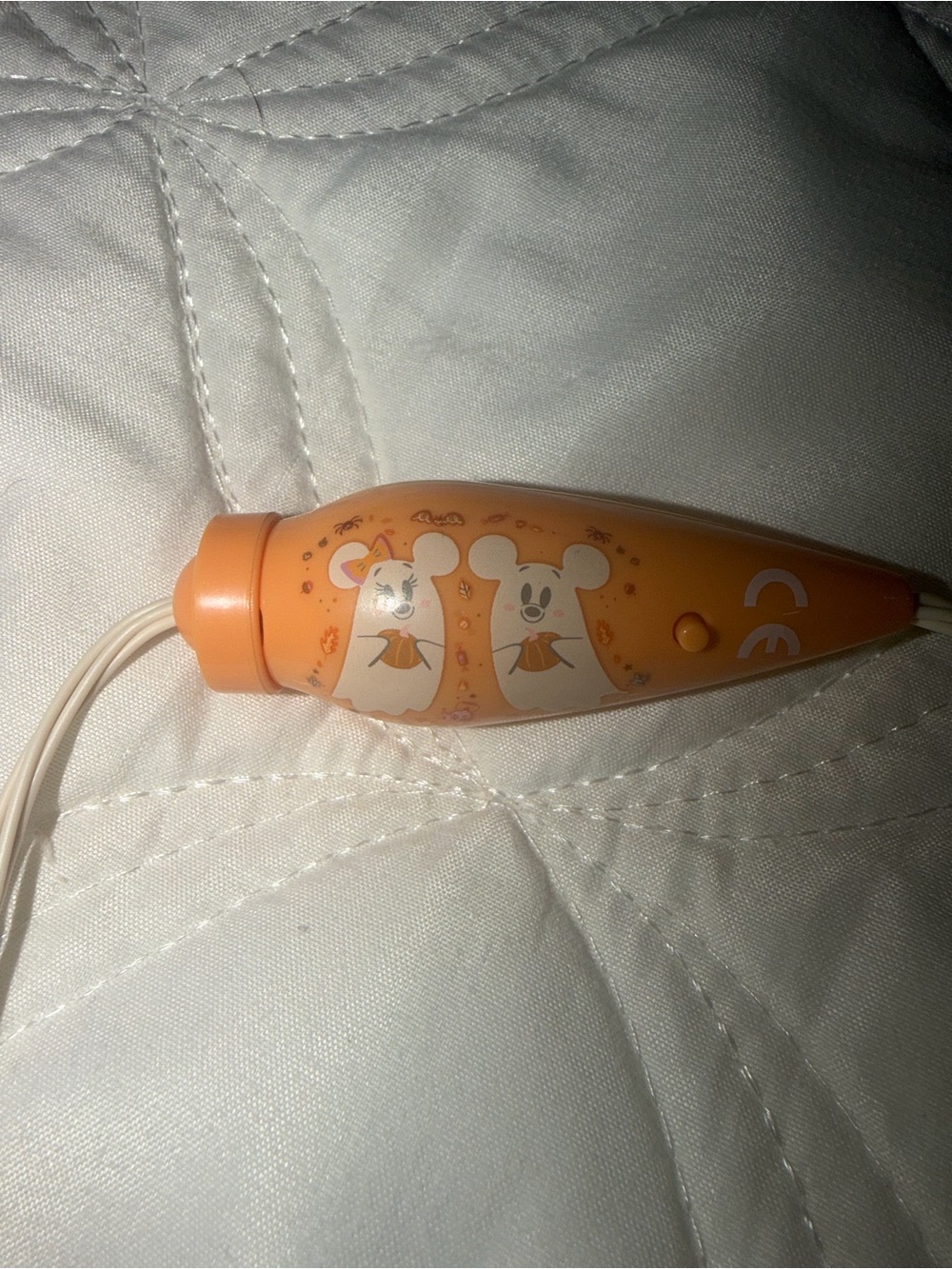 Disney light up necklace - Picture 2 of 3